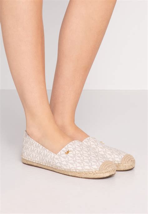 michael kors kendrick flats|Kendrick Logo and Leather Slip.